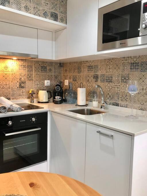 A&C Cozy Apartment Елвас Екстериор снимка